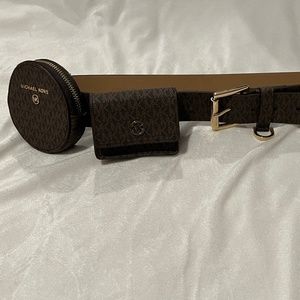 Michael Kors Belt with 2 mini pouches (M)